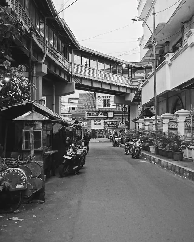 Gang Belakang